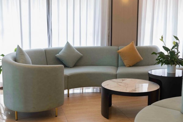 皮质家具保养技巧